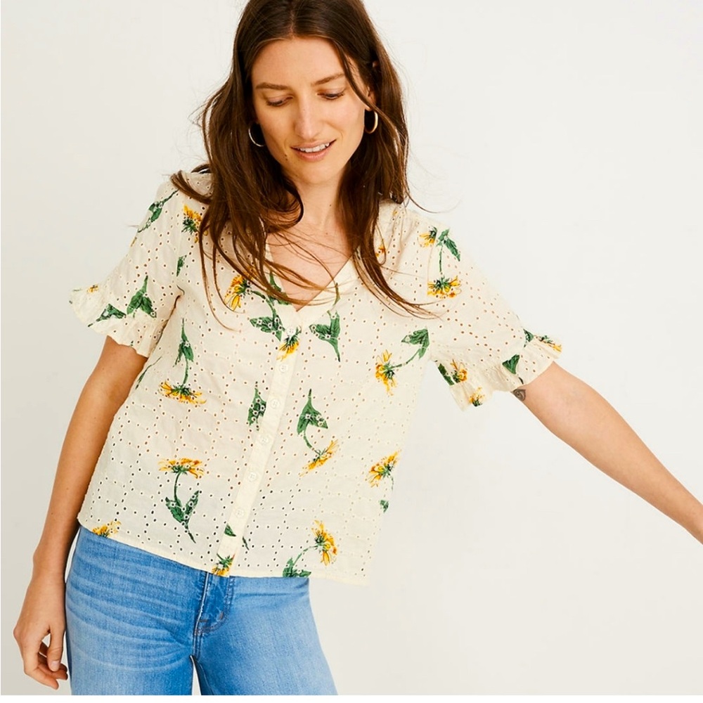 Madewell Village Ruffle Sleeve Eyelet top in Sunflower Scatter